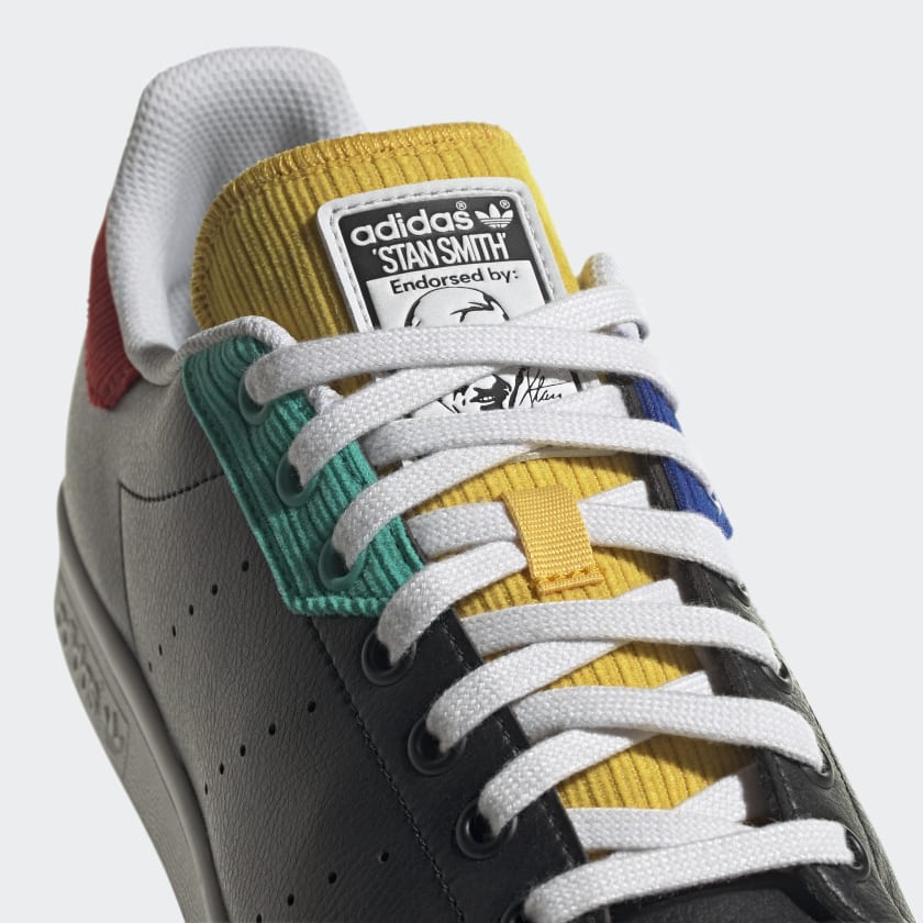 STAN SMITH